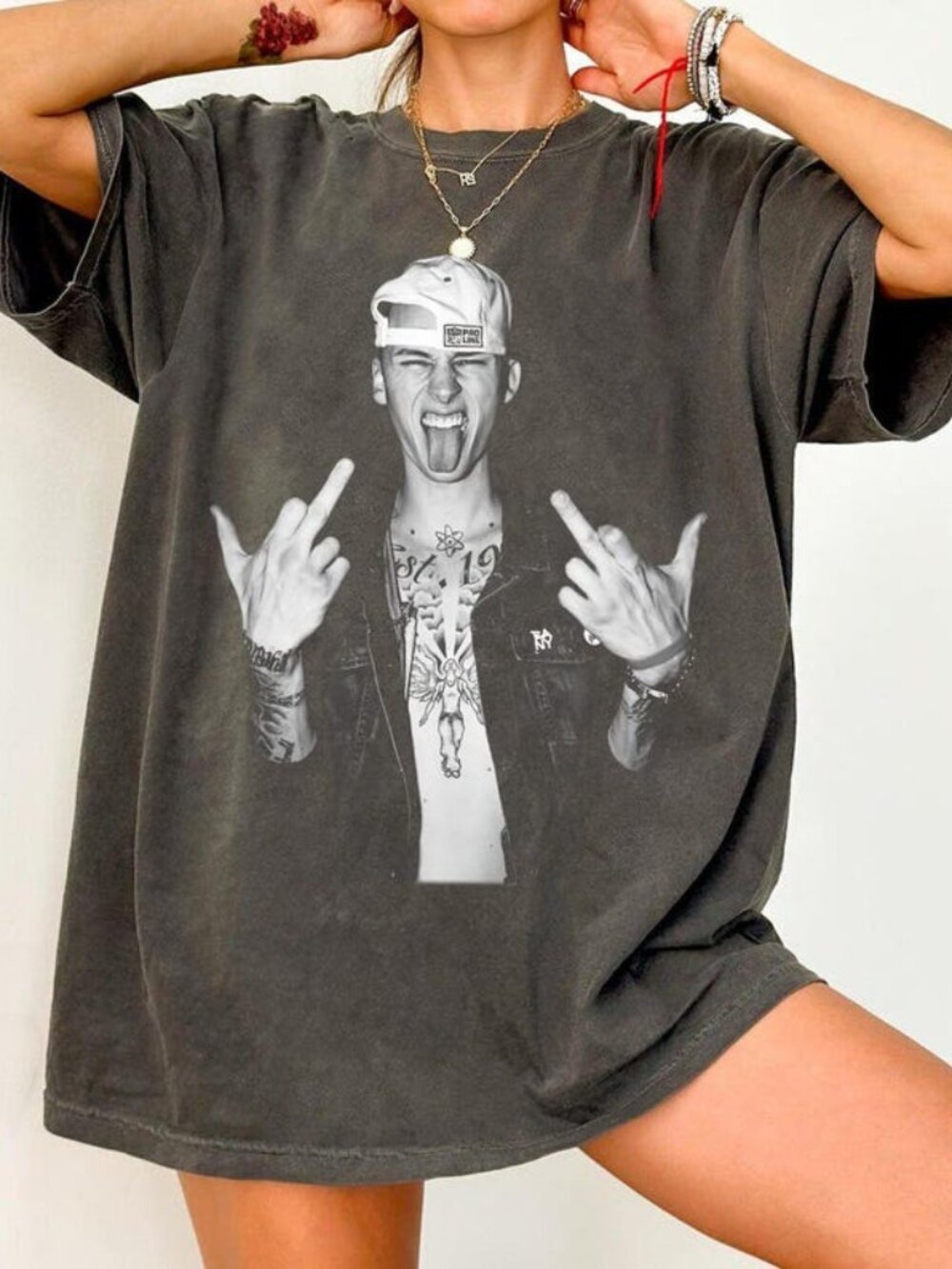 MGK Lost Americana Tour 2025 Tshirt, 90s Rapper Charcoal Color Shirt